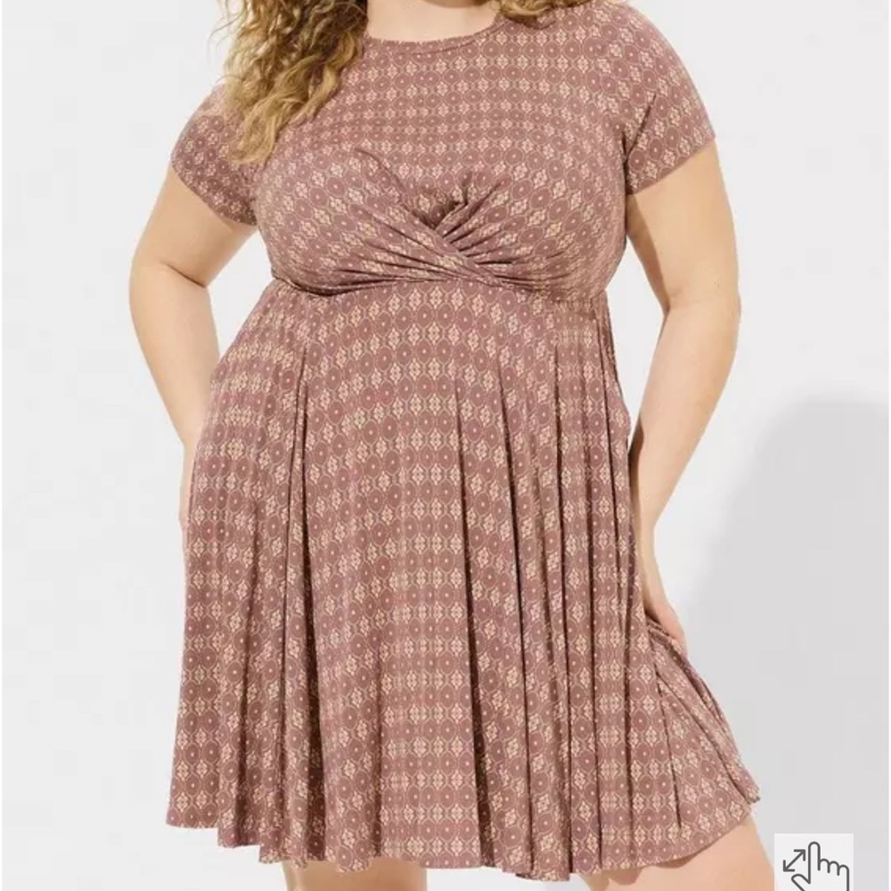 Torrid-At the knee super soft drape skater dress. Pretty mauve/taupe design